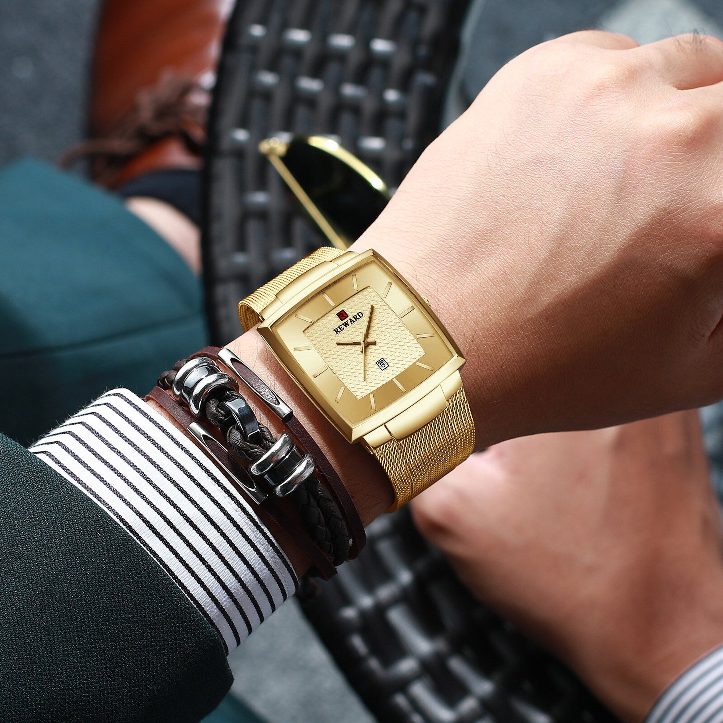 Reward Golden Rectangular Fashion Quartz Wristwatch For Men